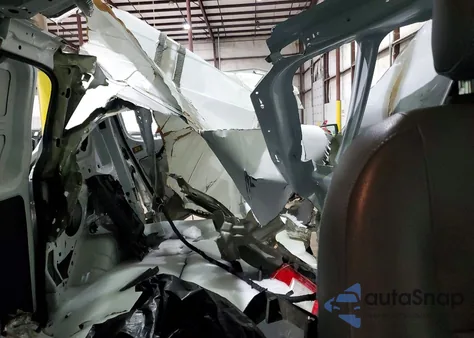 2017 Ford Transit T-150 z USA, uszkodzony, nr VIN 1FTYE1ZMXHKB20775